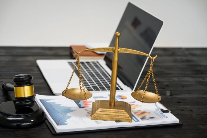 law-web-design-laptop-a-lawyer-s-desk-in-an-office-with-legal-documents-2024-09-27-23-13-15-utc